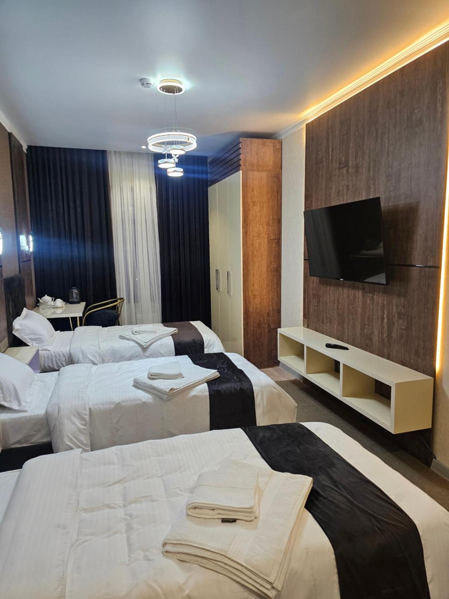 Baland Hotel دوشانبي المظهر الخارجي الصورة