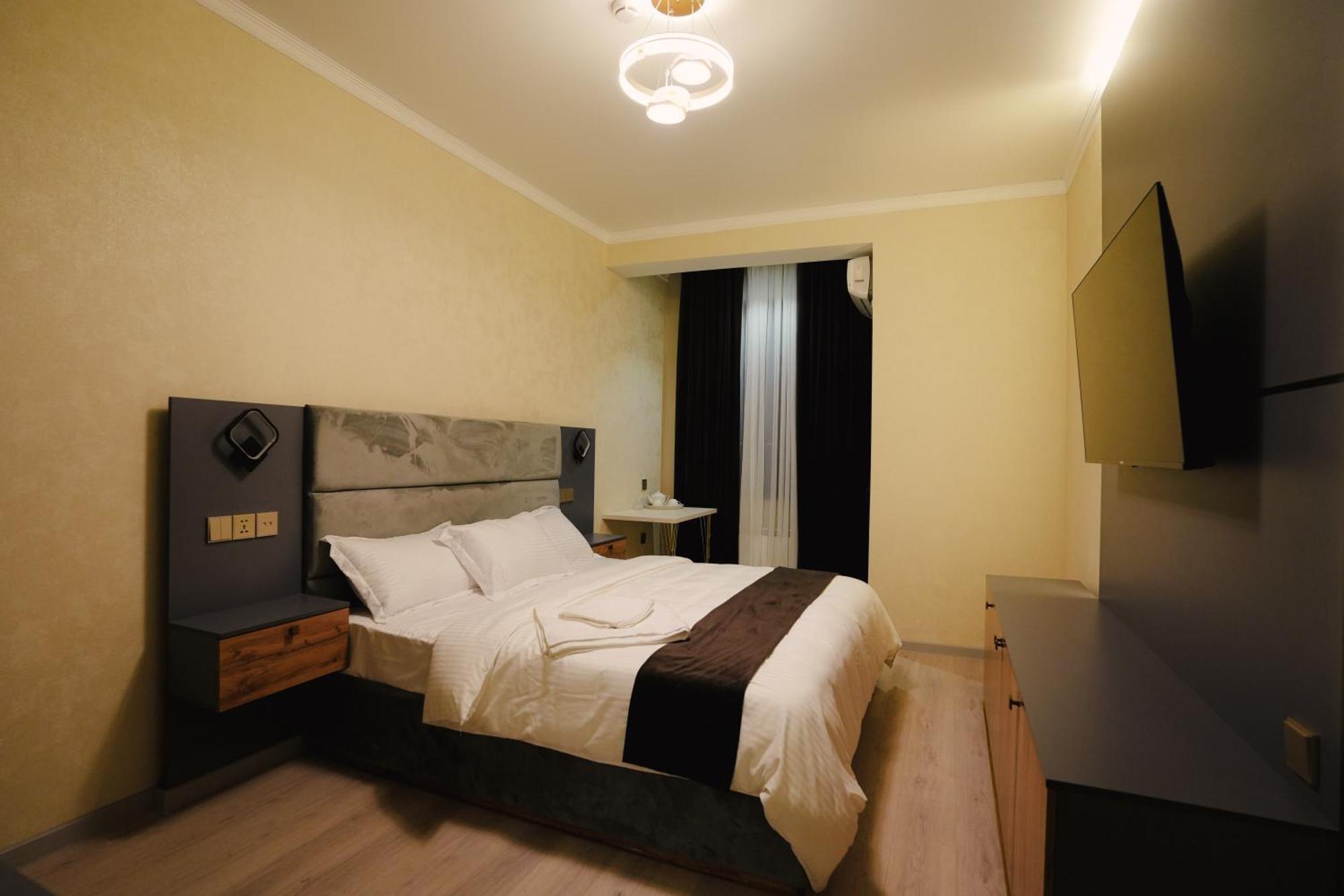 Baland Hotel دوشانبي المظهر الخارجي الصورة