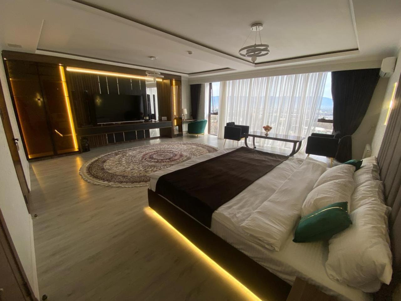 Baland Hotel دوشانبي المظهر الخارجي الصورة