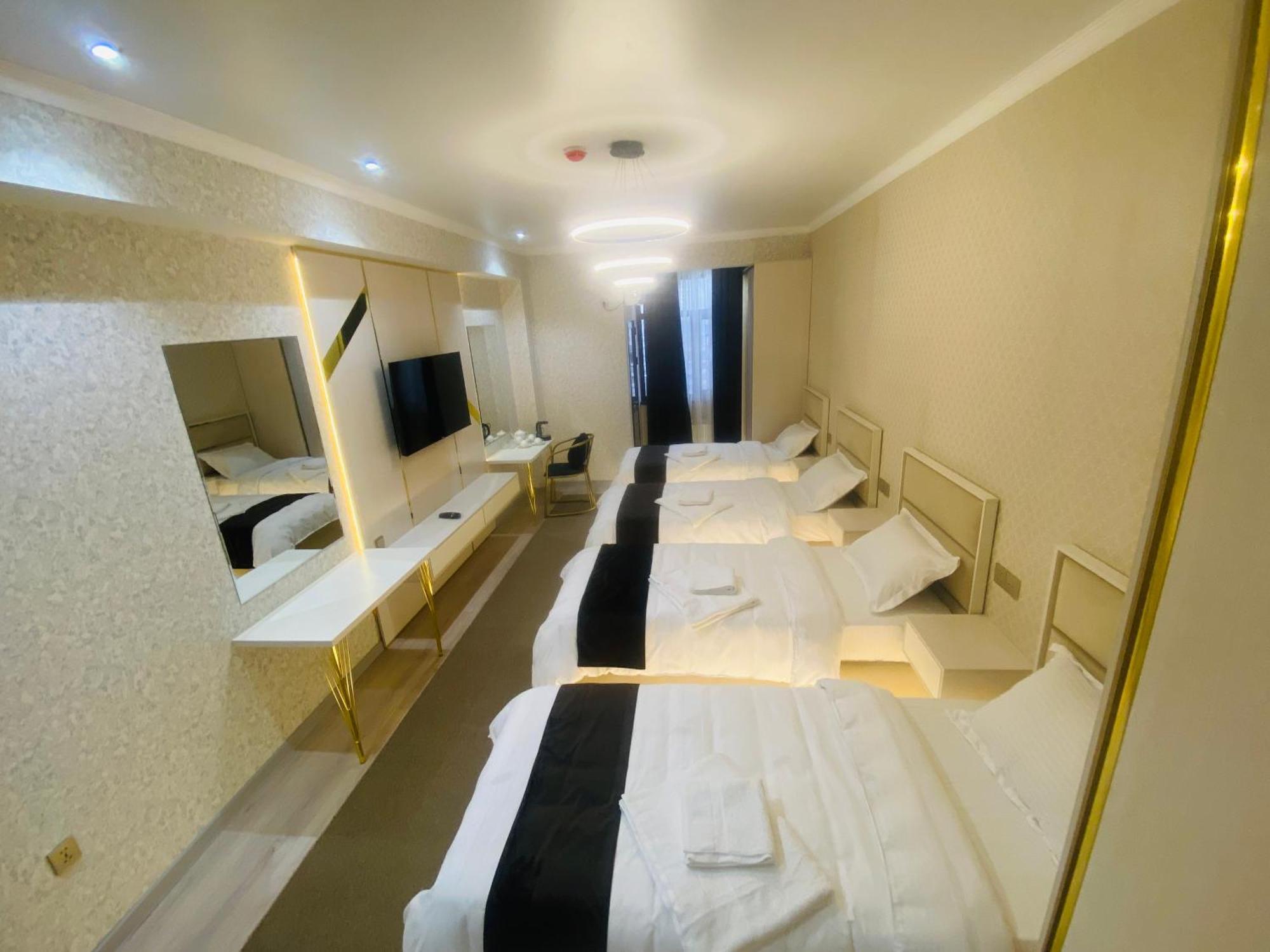 Baland Hotel دوشانبي المظهر الخارجي الصورة